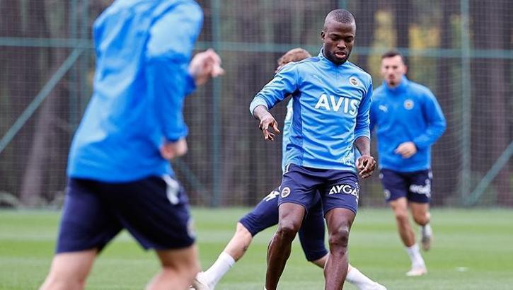 Fenerbahçe'de Serdar Aziz takımdan ayrı çalıştı