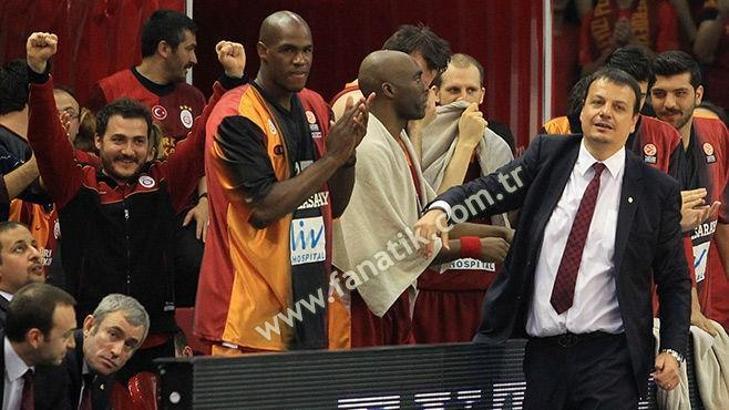 Ergin Ataman: Bundan sonra tek hedef 4'lü final