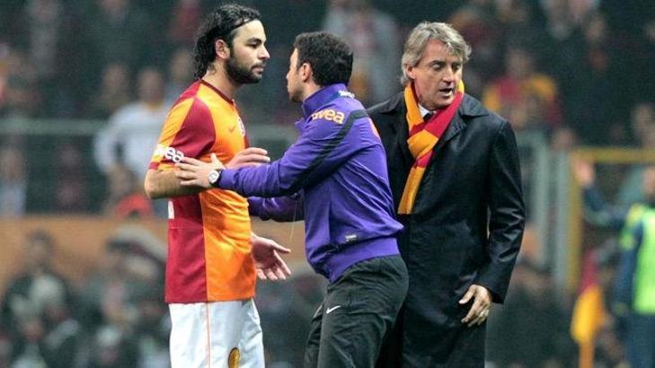 Arda Turan'dan Selçuk'a destek!