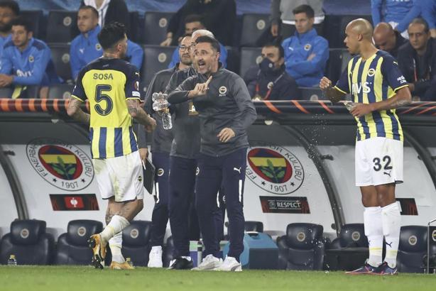 Fenerbahçe'de Vitor Pereira'ya 3 maçlık kredi! Sarı lacivertliler Galatasaray derbisine Pereira'sız mı çıkacak!