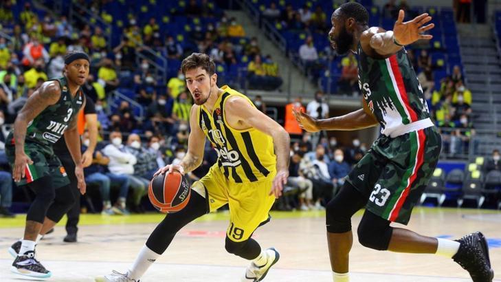 Nando De Colo: Çok agresif oynamamız gerekecek