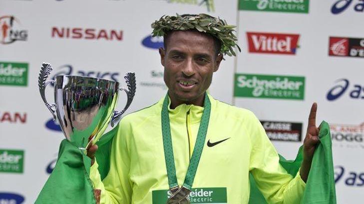 İlk maratonunda birinci oldu