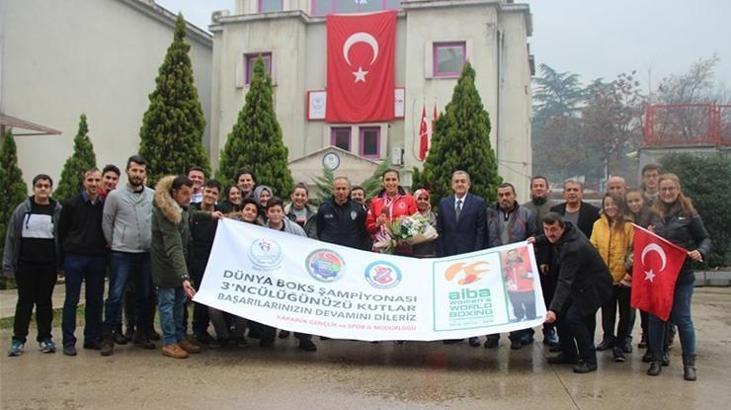 Dünya üçüncüsü Güneri için karşılama töreni düzenlendi
