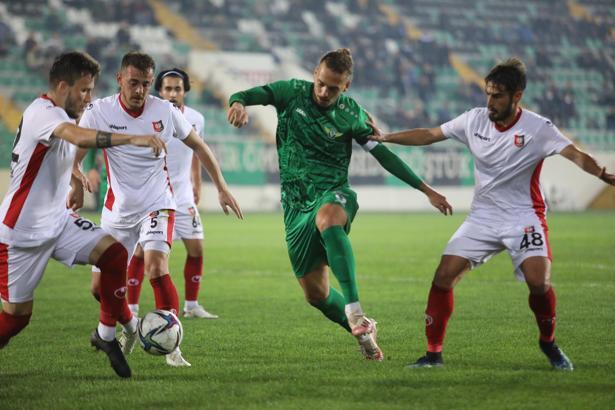 Akhisarspor-Uşakspor maç sonucu: 1-2