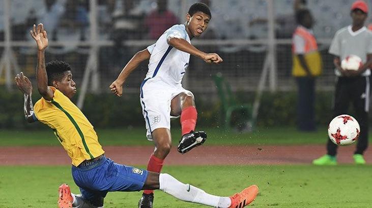 Liverpool'dan Brewster'a yeni sözleşme