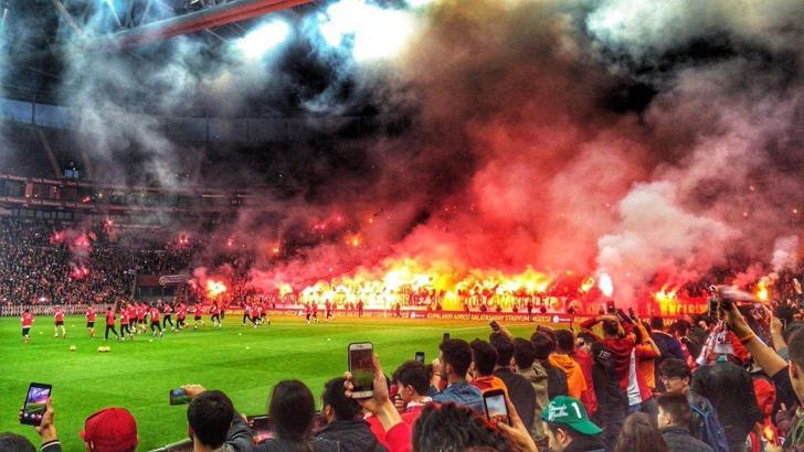 Son dakika haberi! Galatasaray'dan derbi öncesi taraftar kararı