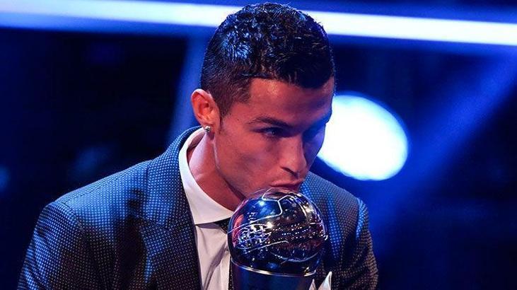 Cristiano Ronaldo'yu ağlattılar