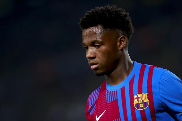 Ansu Fati 2027'ye kadar Barcelona'da