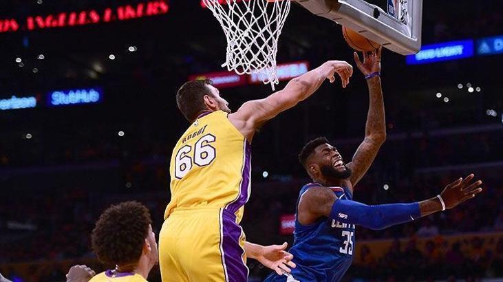 Clippers zorlanmadı