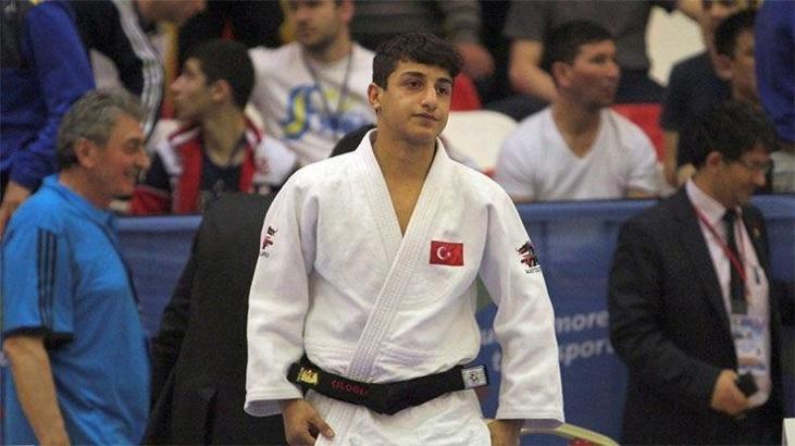 Bilal Çiloğlu'ndan gümüş madalya