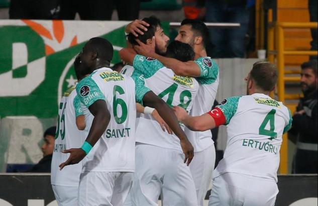 Akhisarspor - Bursaspor maç sonucu: 2-4