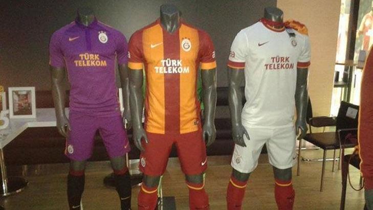 Taraftarlardan 'Parçalı forma' tepkisi!