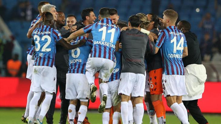Trabzonspor'da Ahmet Ağaoğlu'ndan büyük jest