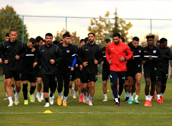 Keçiörengücü'nde İstanbulspor mesaisi başladı