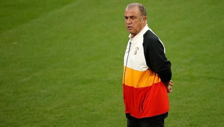Galatasaray'da Fatih Terim'den oyuncularına uyarı!