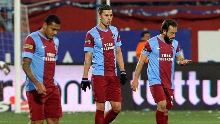 Anvi Aker'de bozgun gecesi: 2-4