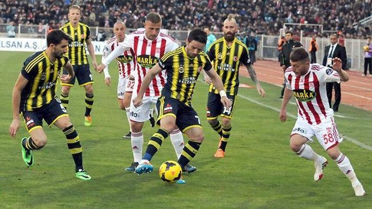 Fener eriyor: 2-0