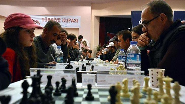 Satrançta Türkiye Kupası Burak Fırat'ın