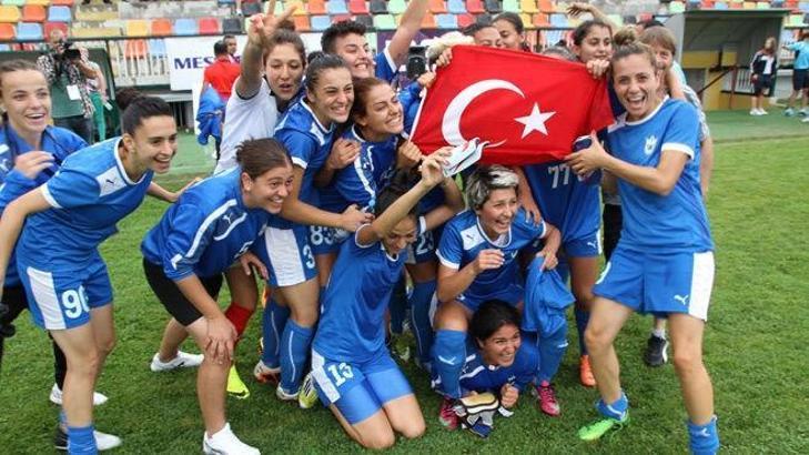Konak Belediyespor'da durmak yok