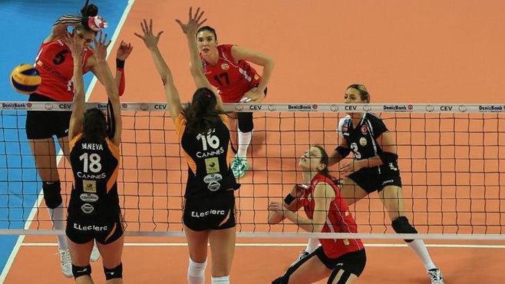 Vakıfbank kazanmaya devam ediyor: 3-1