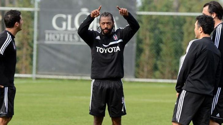Beşiktaş'ta üç isim sınırda