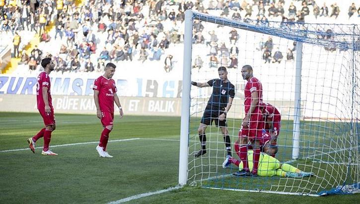 Altınordu 8 yıl sonra 6 gol yedi