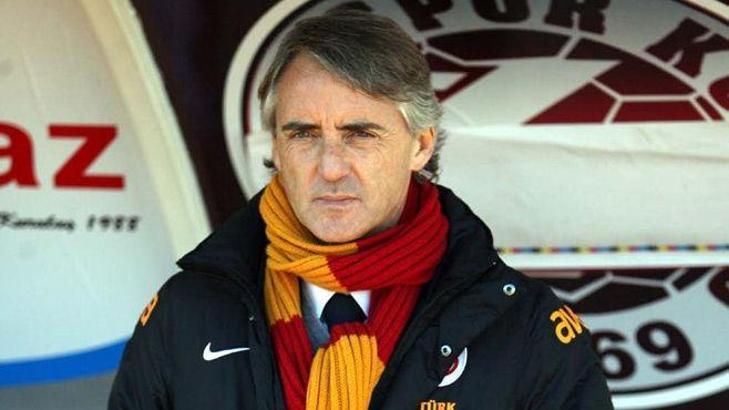 Mancini: Gereksiz kurallar,aptalca fikstür!