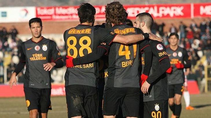 Galatasaray'da yeniler göz doldurdu