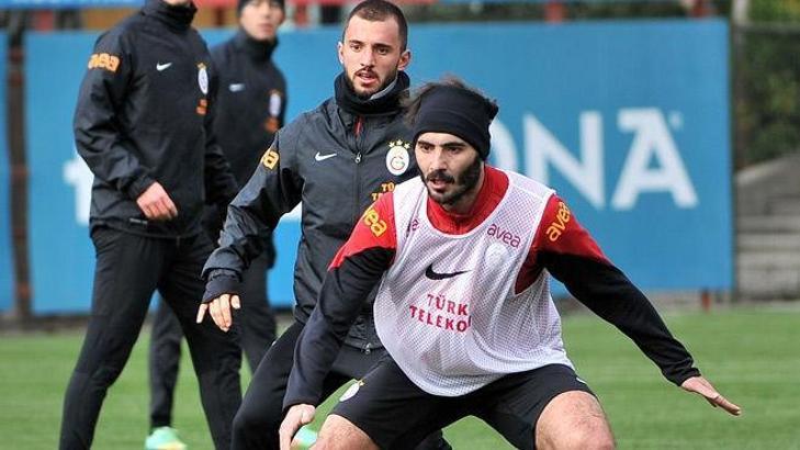 Hamit Altıntop 2 haftaya tamam