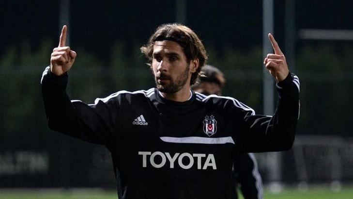 Escude, futbolu bırakma kararı aldı