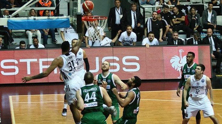 Beşiktaş yenilgiyle başladı