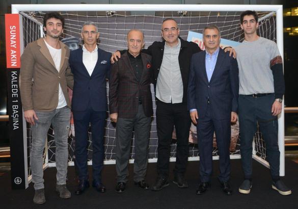 Şenol Güneş'ten Sunay Akın'a destek!