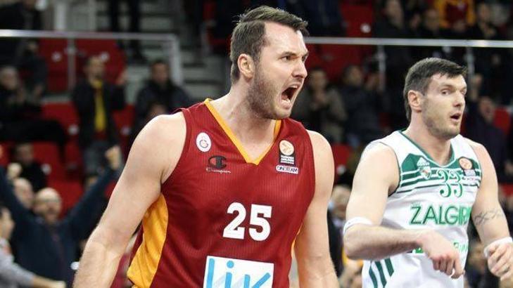 Galatasaray ayağa kalktı: 90-83