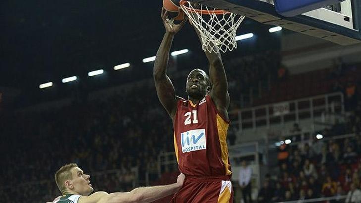 Aslan seriye bağladı: 90-83