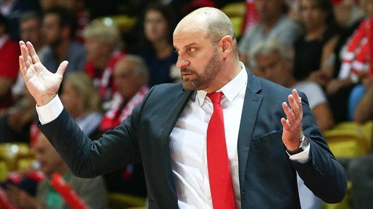 Zvezdan Mitrovic başarısının karşılığını aldı