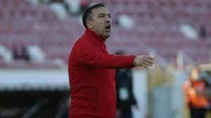 Balıkesirspor Teknik Direktörü İsmet Kamak: Yukarılara çıkacağız