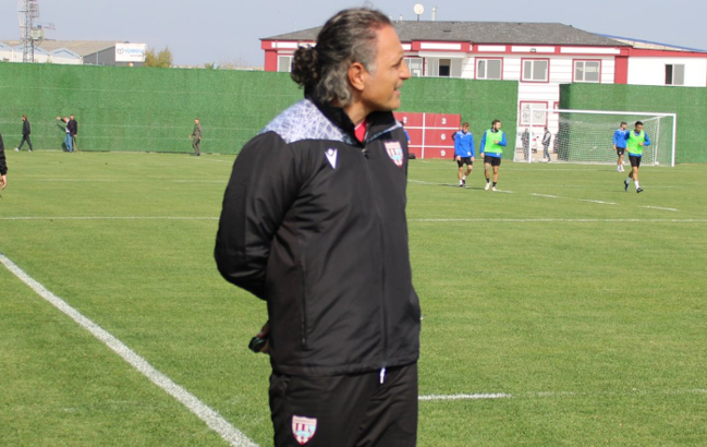 Mustafa Gürsel: Futbolda bazen iyi de oynasan böyle sonuçlar oluyor
