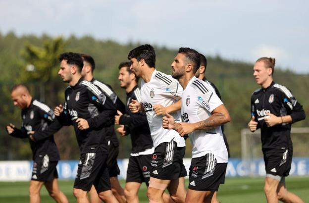 Beşiktaş'ta Sporting Lizbon maçı hazırlıkları başladı