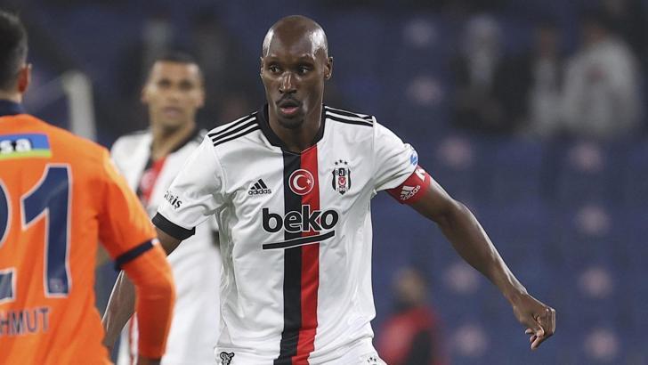 SON DAKİKA! Beşiktaş'a Atiba Hutchinson şoku!