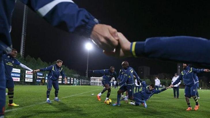 Emre Belözoğlu sürprizi
