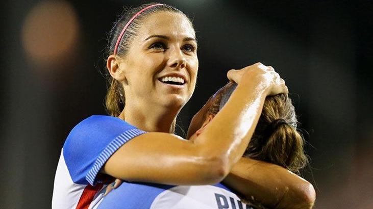 Alex Morgan, Disney World'de olay çıkardı!