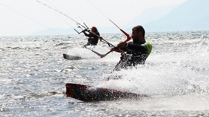 Dünya Kiteboard Şampiyonasının Türkiye ayağı Akyaka'da yapılacak