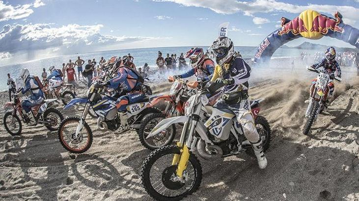 Red Bull Sea To Sky Motosiklet Yarışları 28-30 Eylül'de Kemer'de