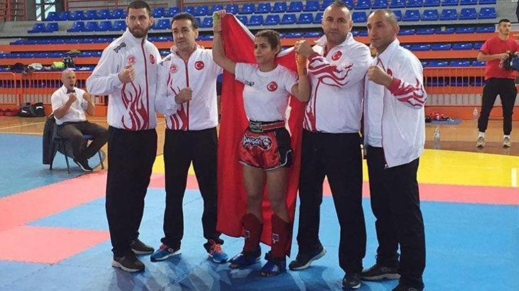 Haliliyeli Gökçe kickboks Balkan şampiyonu oldu