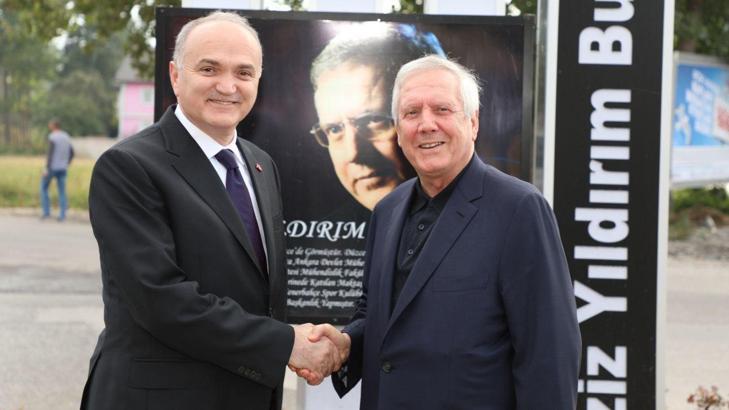 Aziz Yıldırım, Düzce'de isminin verildiği bulvarı gezdi