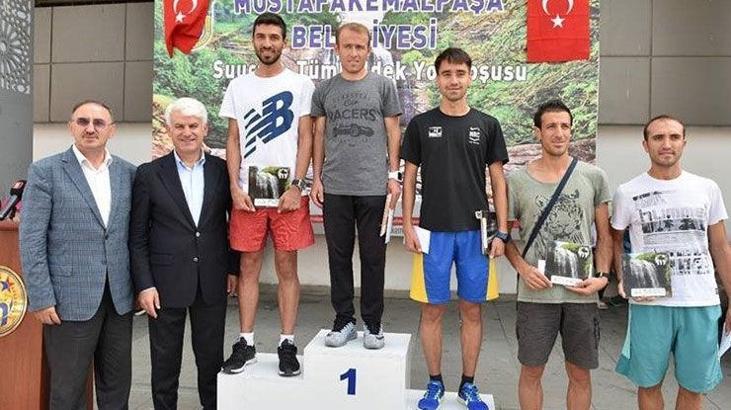 Atletler Mustafakemalpaşa'da koştu