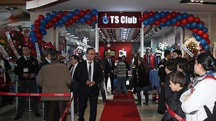 TS Store büyüyor