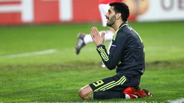 'Gel, gözümüzün önünde ol'