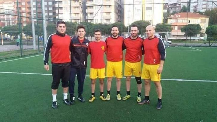 Maçta kalp krizi geçiren futbolcu hayatını kaybetti
