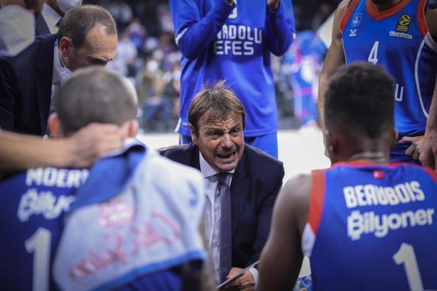 Anadolu Efes, THY Avrupa Ligi'nde yarın LDLC ASVEL'e konuk olacak